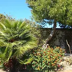 Makauda شقة فندقية 2*