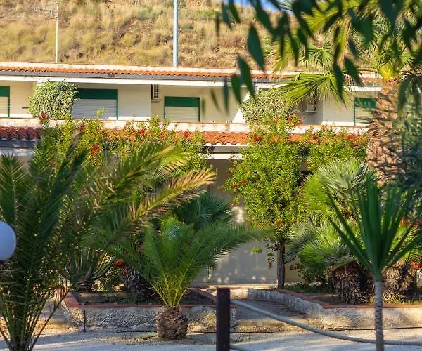 Aparthotel Makauda 2*